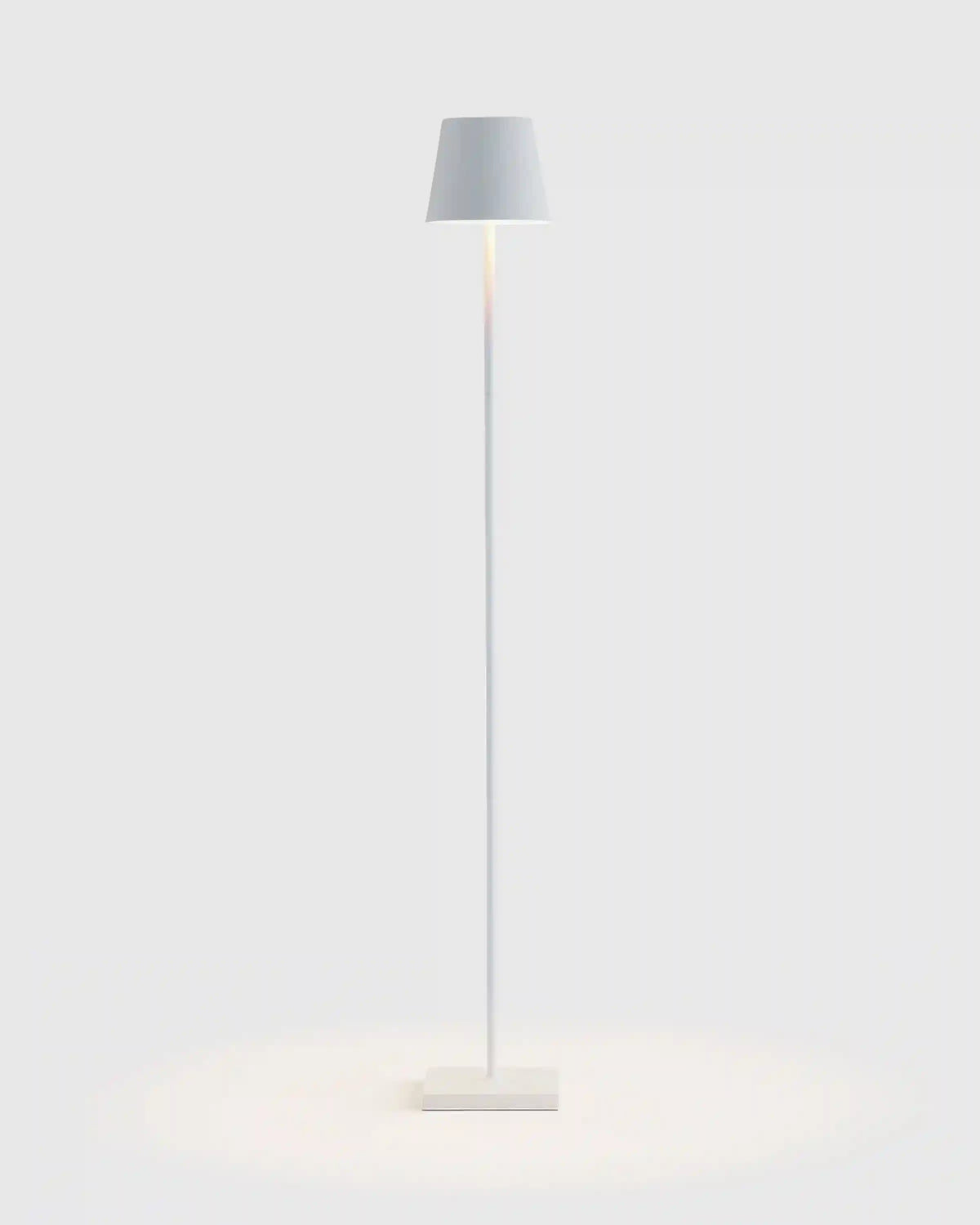 Poldina Pro Rechargeable Floor Lamp by Zafferano